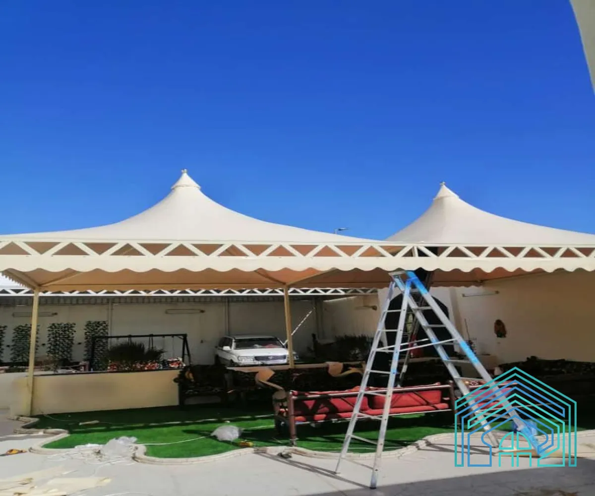 مظلات هرميه