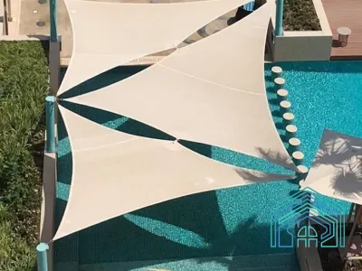 مظلات مسابح