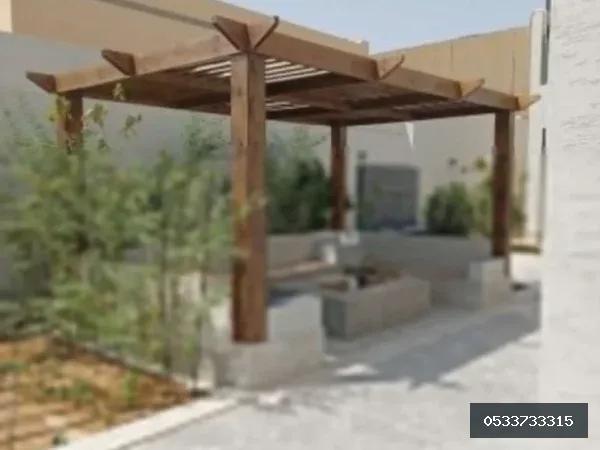 مظلات — مظلات خشبية في جدة