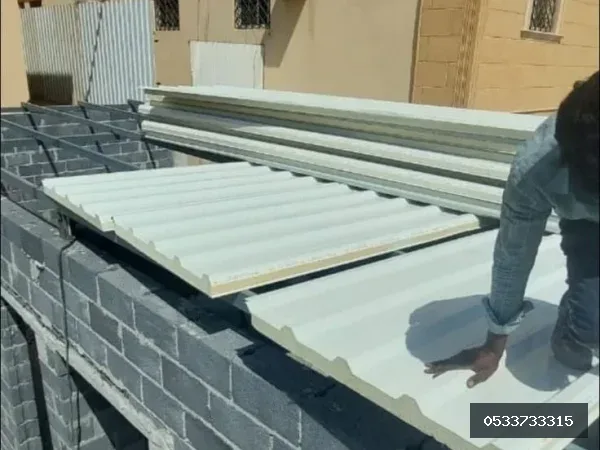 هناجر — ساندوتش بانل في جدة