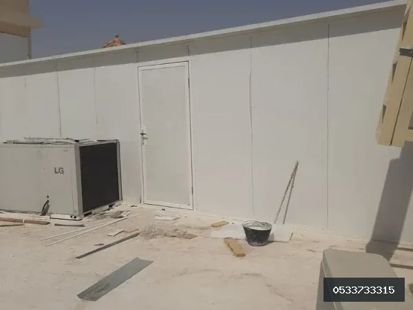 هناجر — ساندوتش بانل في جدة